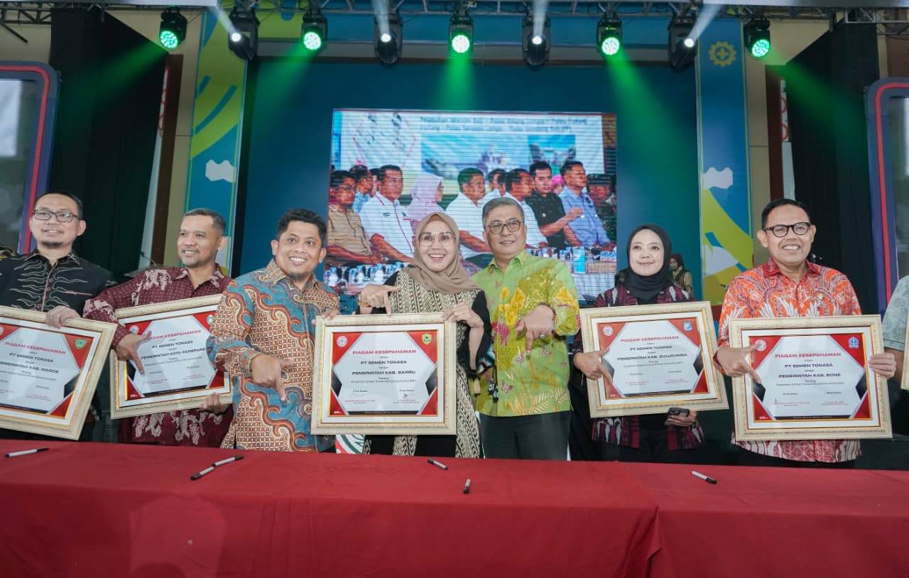 Pemkab Barru dan PT Semen Tonasa Sepakati Pengelolaan Sampah Berbasis Teknologi RDF
