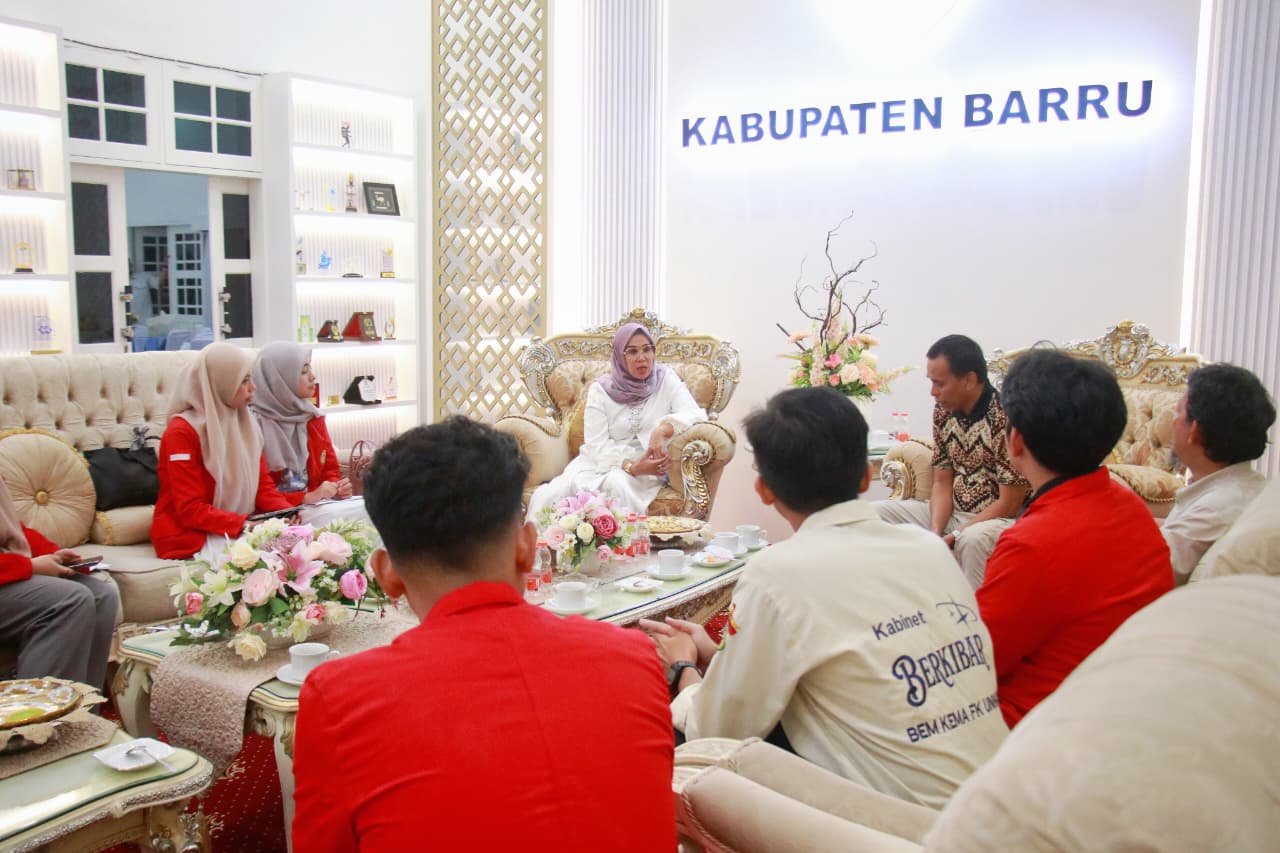 Bupati Barru Sambut Audiensi BEM Kedokteran Unhas, Dorong Kolaborasi Bidang Kesehatan