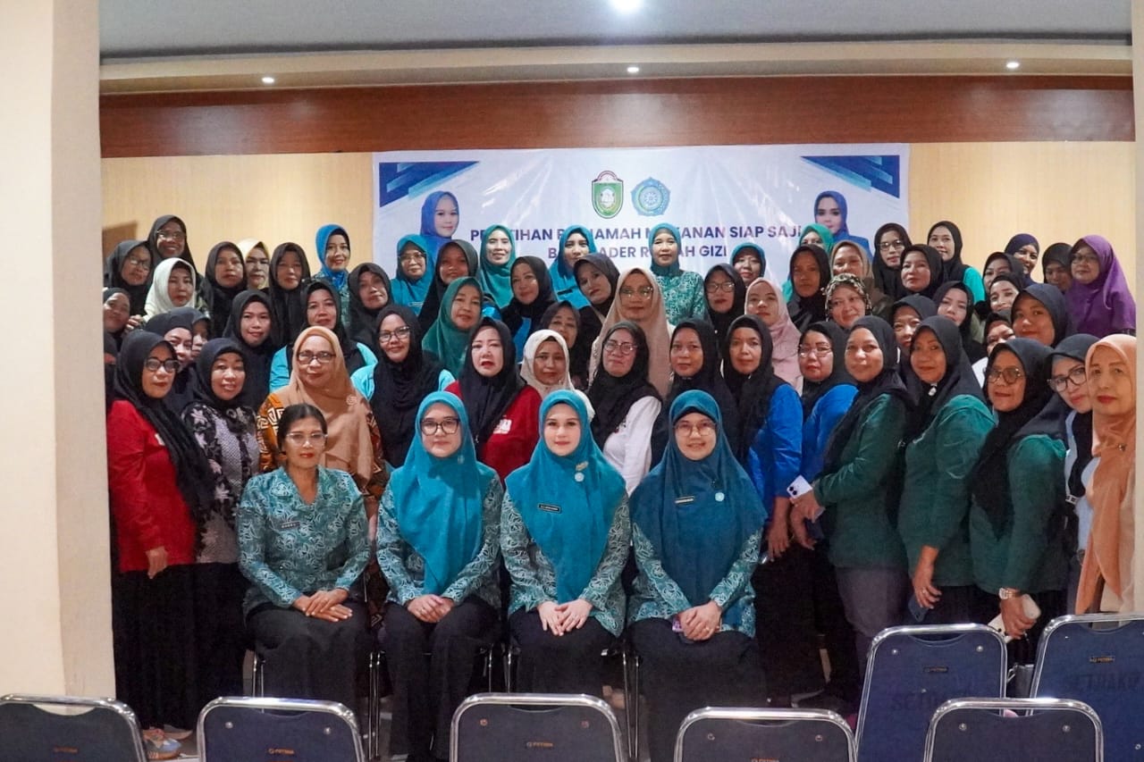 66 Kader Rumah Gizi Parepare Ikuti Pelatihan Penyajian Makanan Sehat dan Aman