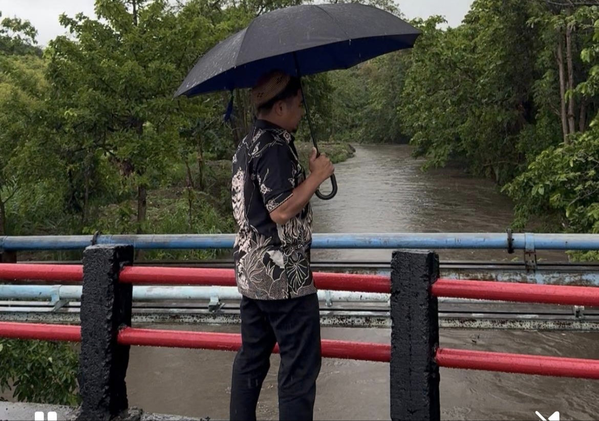 Wali Kota Tasming Hamid Tinjau Kondisi Sungai Usai Hujan Deras di Parepare