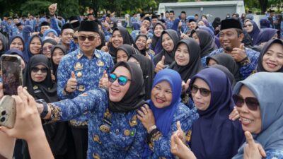 Bupati Barru Apresiasi Petugas Upacara dan ASN Berprestasi pada HUT ke-54 KORPRI