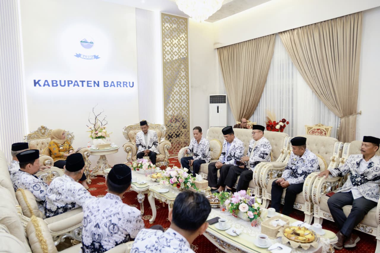 Audiensi PGRI Barru, Bupati Andi Ina Dukung Penguatan Organisasi Guru