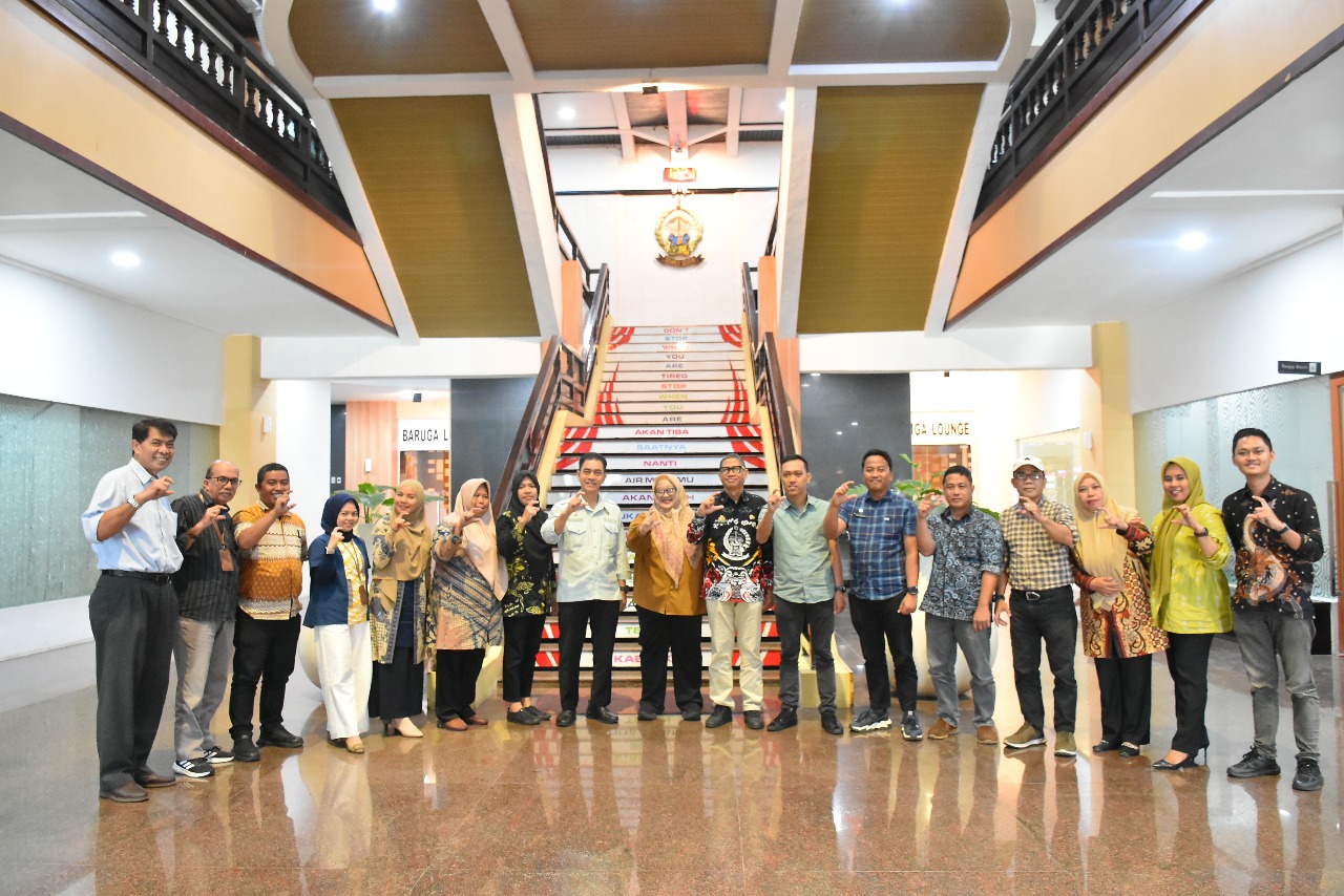 Pemkab Barru Perkuat Keterbukaan Informasi lewat Koordinasi dengan KI Sulsel